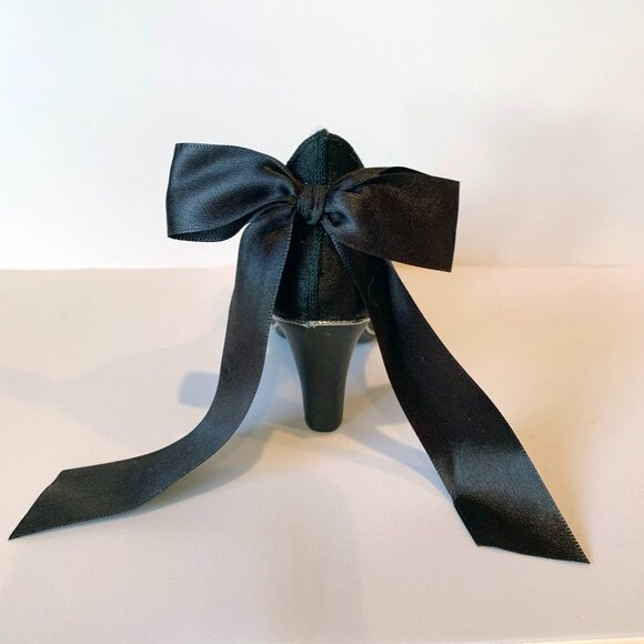 Ring Holder Black Satin & Velvet High Heel Shoe with Bow & Crystals Accents - Picture 6 of 9